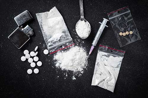 麻薬及び向精神薬取締法とは？薬物所持で警察に逮捕された際の処罰と解決の流れ